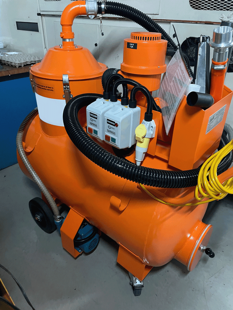 Industrial Sump Vacuum Cleaner